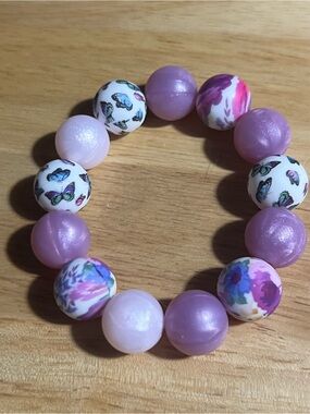 Lavender Butterfly & Floral Stretch Bracelet B266